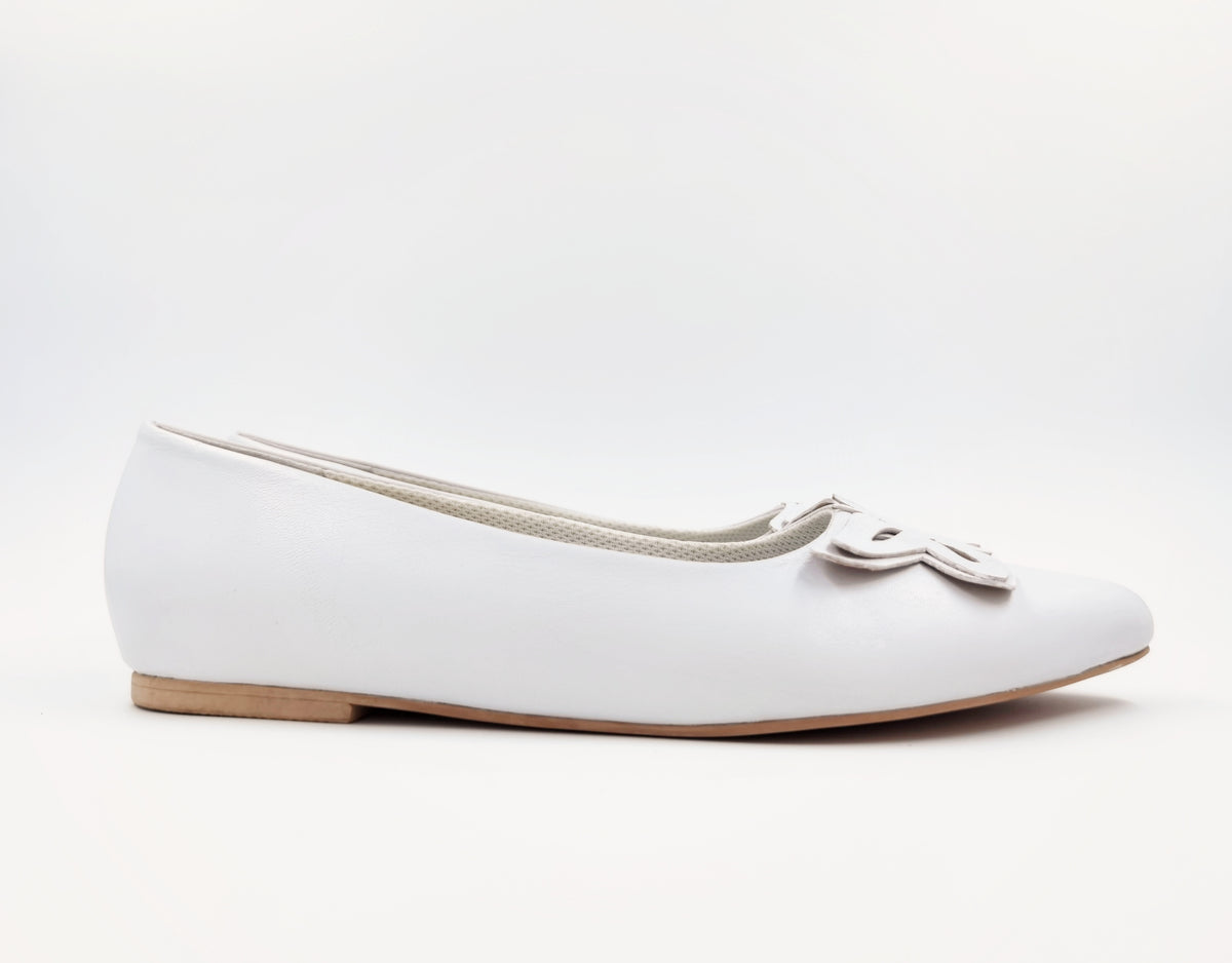 Sofia Pointed Toe Ballet Flats (White)